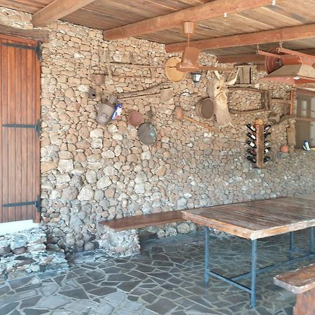 Azienda Agricola Affittacamere S'Ispinalba Di Laura Pitzolu Borore ภายนอก รูปภาพ
